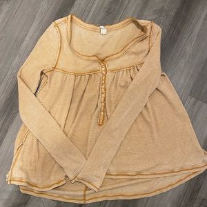 We the Free flattering top